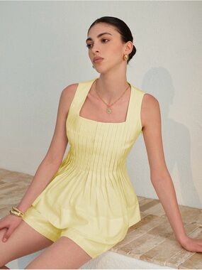 Commense Pale Yellow Pleated Sleeveless Too and Shorts Set